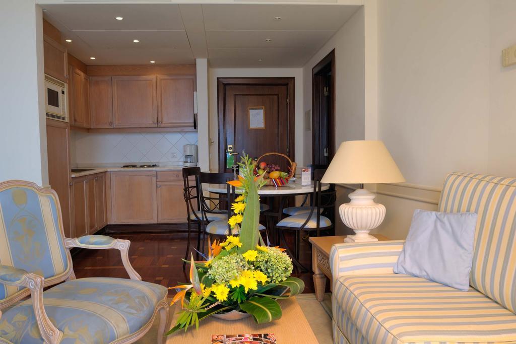 Pestana Royal All Inclusive Ocean & Spa Resort Funchal  Værelse billede