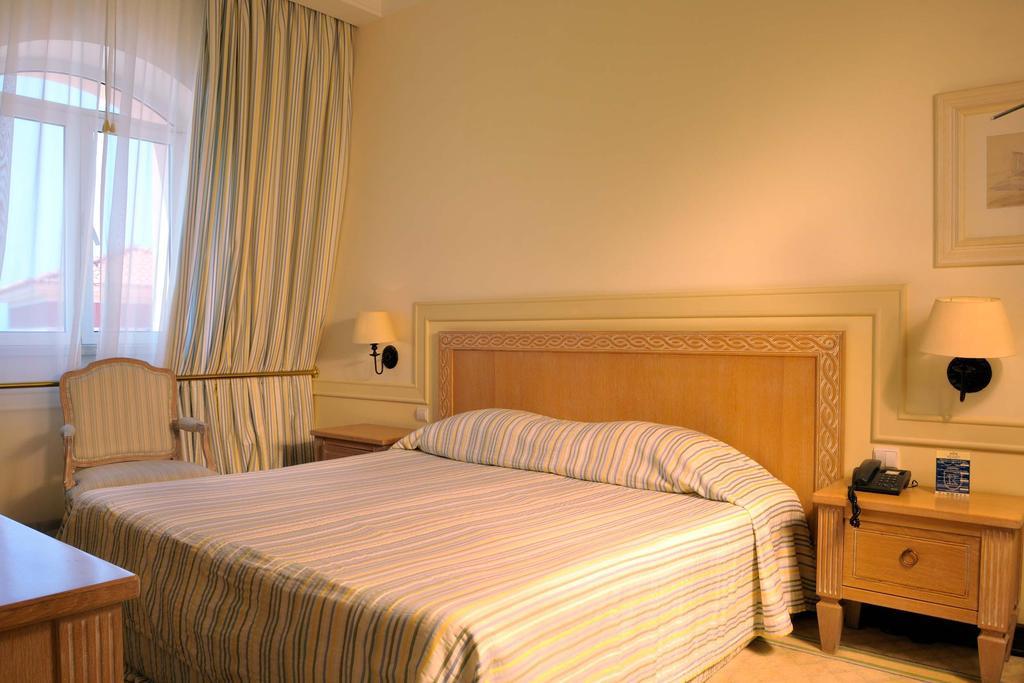 Pestana Royal All Inclusive Ocean & Spa Resort Funchal  Værelse billede